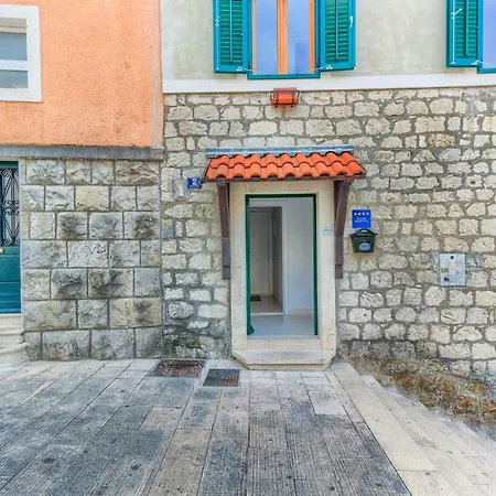 Apartman St.lucija *